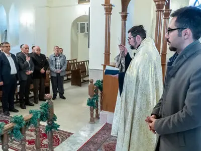 ارامنه از عناصر تلاشگر و مفید جامعه هستند / نقش‌آفرینی ارامنه در توسعه استان مرکزی