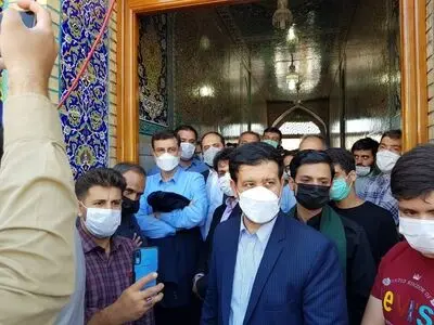 قاضی‌زاده هاشمی رای خود را به صندوق انداخت
