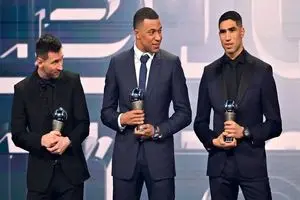 از بازی کنار مسی لذت نمی‌بردم!