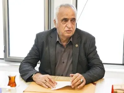 صداقت: به کمک پیشکسوتان و هواداران تراکتور نیاز دارم
