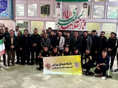 حضور اعضای باشگاه فجر در مراسم چهلمین روز شهادت رهبر انقلاب