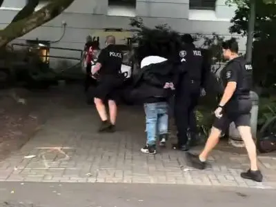 تصاویر تازه از محل حادثه تیراندازی در شهر سیاتل ایالت واشنگتن+ فیلم