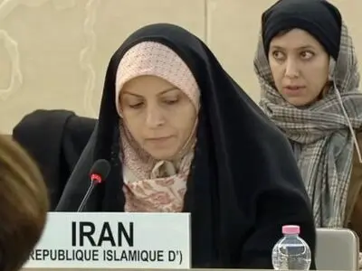 دبلوماسیة ایرانیة:‌ بإمکان المرأة الإیرانیة أن تقرر مصیرها دون تدخل التیارات الأجنبیة