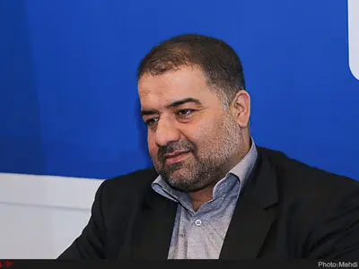 ادامه سرنوشت ابهام‌برانگیز شهردار تهران و قانون منع به‌کارگیری بازنشستگان/ تغییر دوباره در شهرداری به نفع تهرانی‌ها نیست