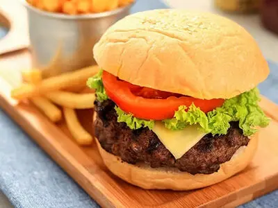 طرز تهیه همبرگر با مایکروفر
