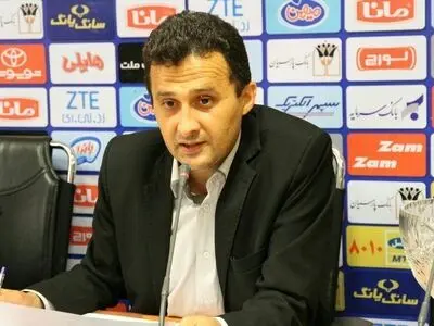 از کتک‌کاری بی دلیل دو بازیکن در تبریز تا نبود تابلو تعویض در تهران!