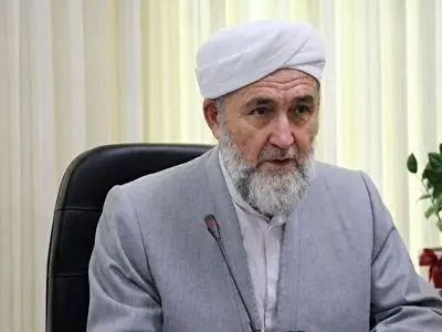 عضو اهل سنت مجلس خبرگان: پرچم رهبر شهید بر زمین نمی‌افتد