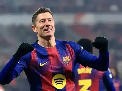 ابهام در آینده لواندوفسکی در بارسلونا