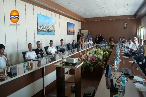 آموزش تفکیک پسماند در قلب تجاری قشم
