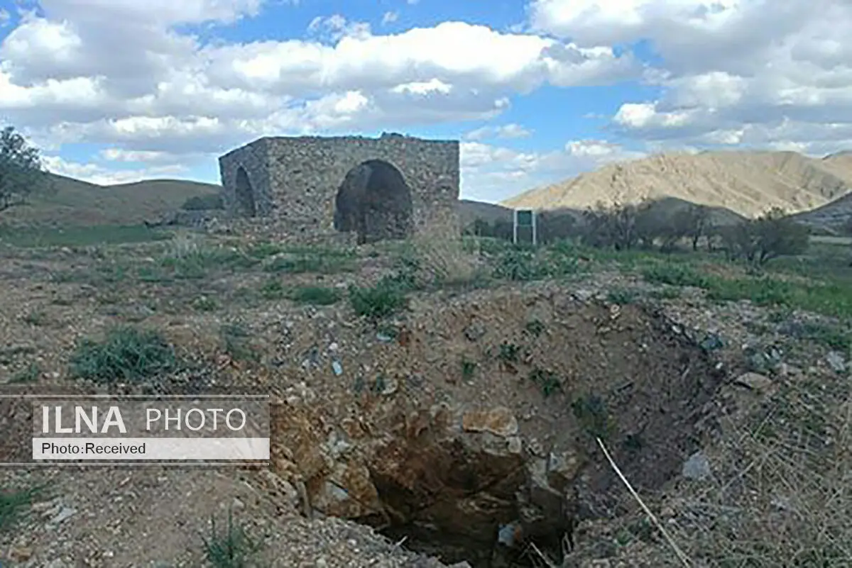 آتشکده «نویس» قم از دستبرد جویندگان گنج در امان نماند/ مرمت غیراصولی و شلخته‌کاری