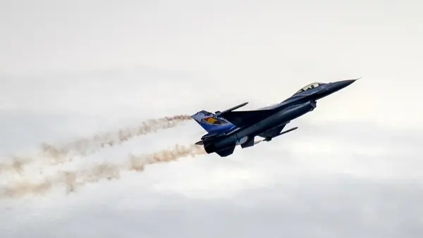 درخواست قانونگذاران آمریکایی برای تحویل جنگنده های اف- ۱۶ به اوکراین