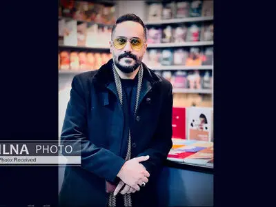 مسئولان همین‌که پای صحبت‌های گروه‌های نمایشی بنشینند کار بزرگی است