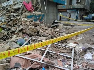 جان باختن کارگر نگهبان بر اثر ریزش ساختمان در مشهد