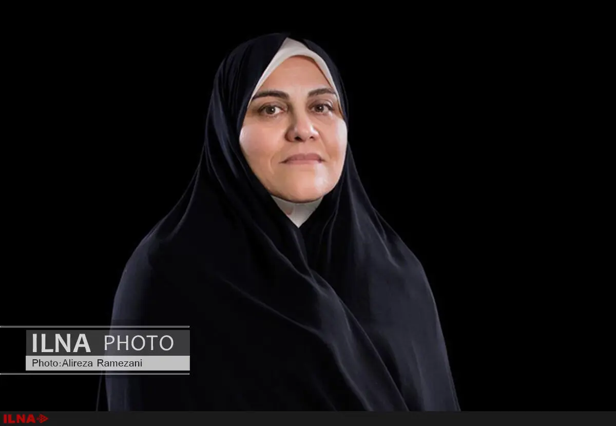 هیات نظارت بر رفتار نمایندگان موضوع افشای اظهارات محرمانه ظریف را بررسی کند/ انتساب دروغ به وزیر خارجه بر اساس وظایف نمایندگی است؟!