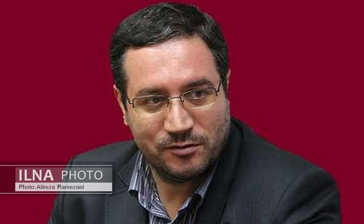 فساد و تورم دو عامل نابودکننده تولید هستند 