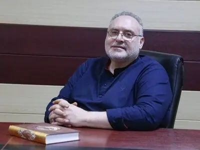 افشین علا با «آنگاه» به شبکه دو می‌آید