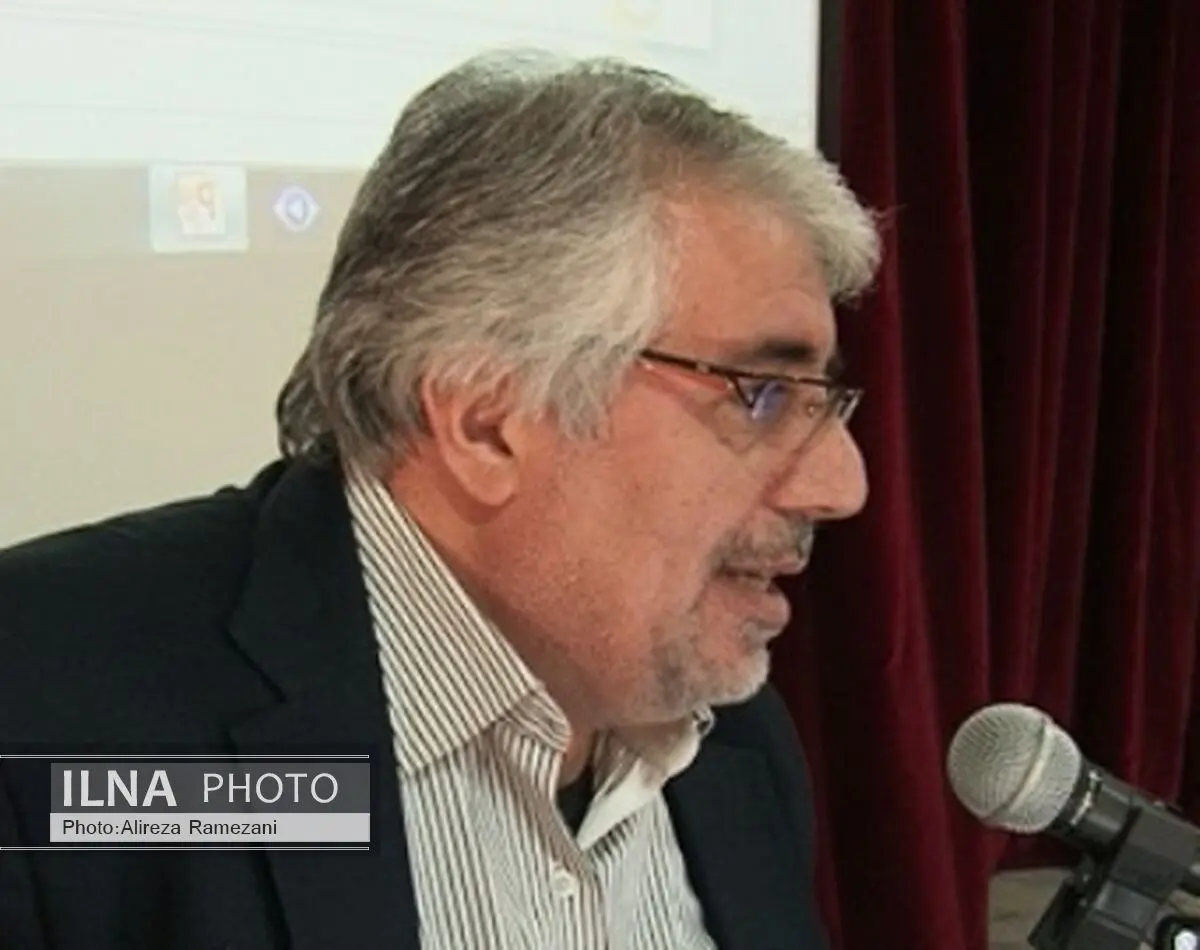 بهره‌برداری سیاسی از دهه فجر ظلم در حق انقلاب ، نظام و شهداست