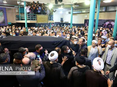 مراسم وداع با پیکر حجت الاسلام و المسلمین دعایی