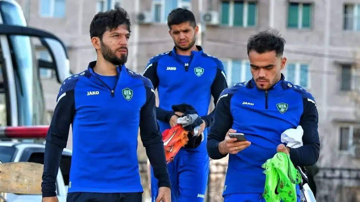 ستاره‌های سرخابی با تیم ملی ازبکستان در مصاف با ایران