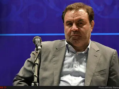 خسارات مادی فراوانی به معمولان وارد شده است/ آبگرفتگی دورود در حال رفع شدن است/ آب در دلفان و نورآباد تخلیه شده است