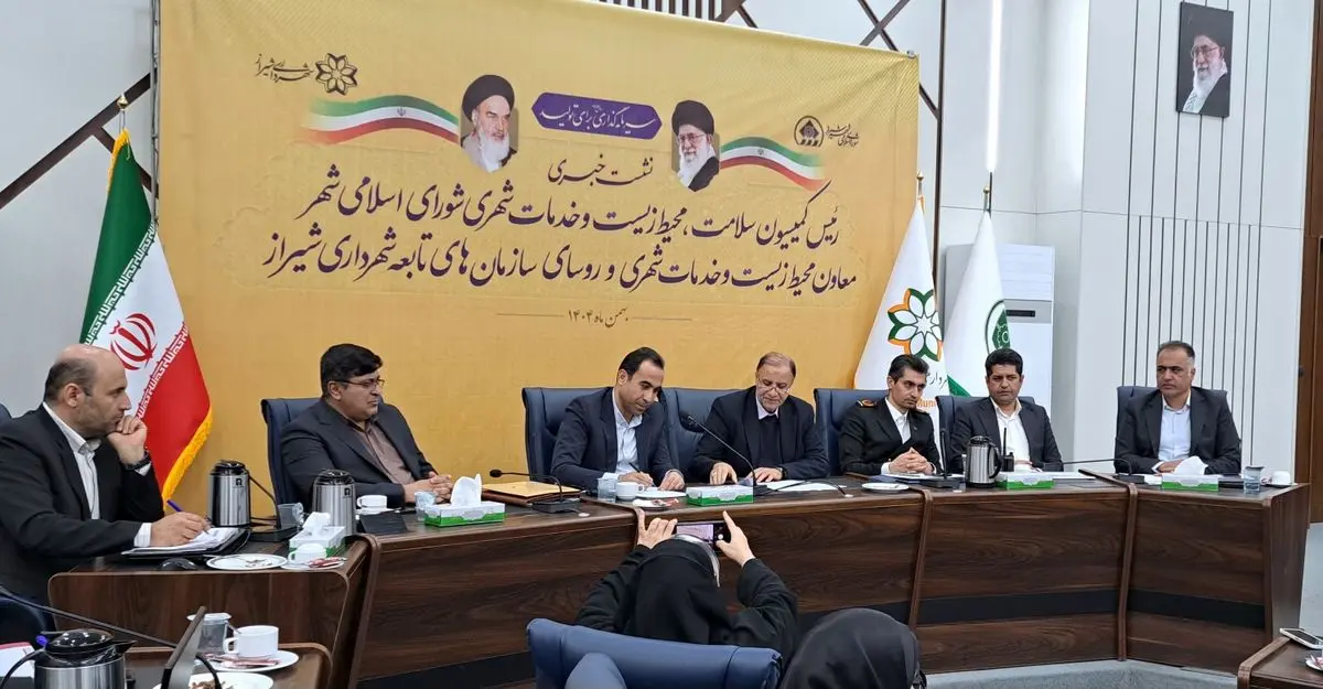 بهره‌برداری از ۱۶۰ پروژه نهضت خدمات شهری در شیراز/ آغاز ساماندهی ۱۱ شغل مزاحم