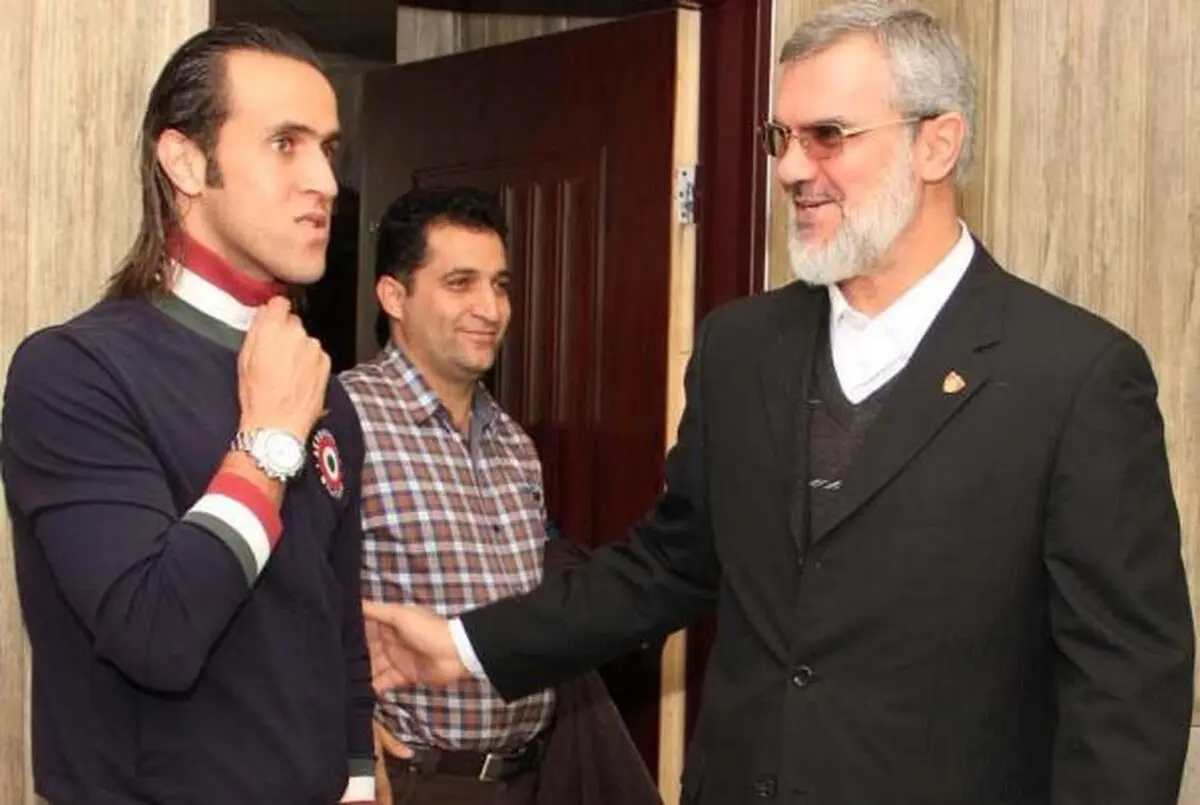 رویانیان: با کریمی مشکل داشتم اما او بزدل نه، شجاع است