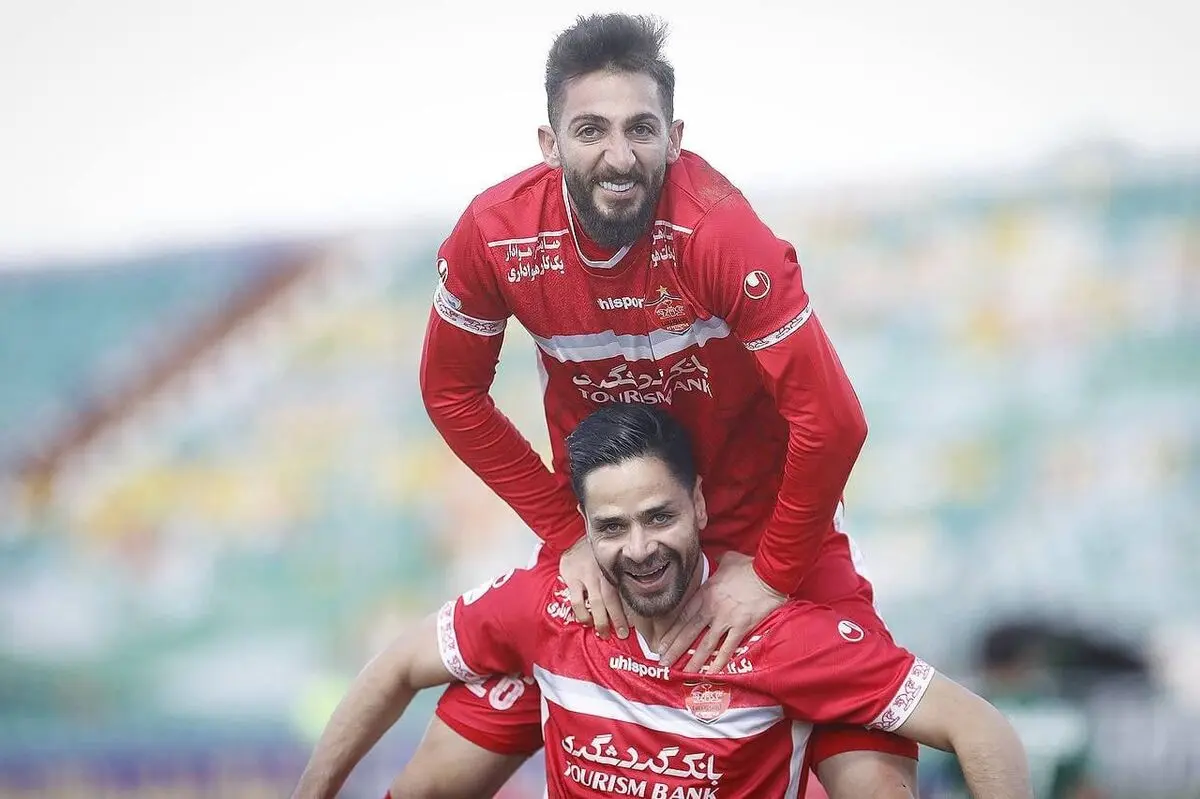 ذوب آهن صفر - پرسپولیس 3/ صعود آسان قرمزها با درخشش عبدی