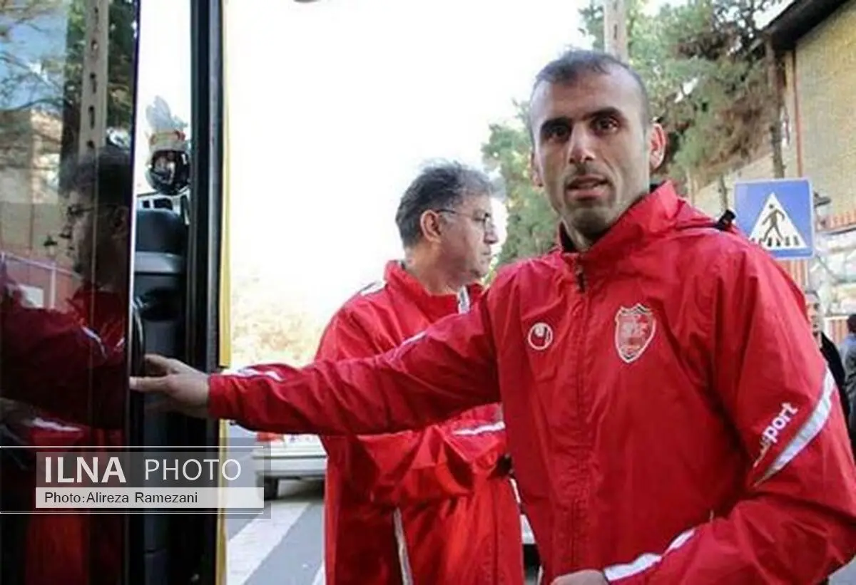 سیدجلال حسینی به باشگاه پرسپولیس رفت