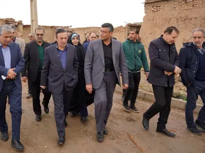 بازدید میدانی استاندار قزوین از روستای آسیب‌دیده تتنک