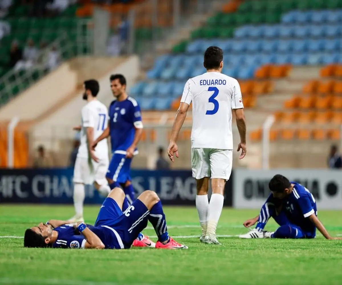 الهلال با لباسی خاص در برابر استقلال(عکس)