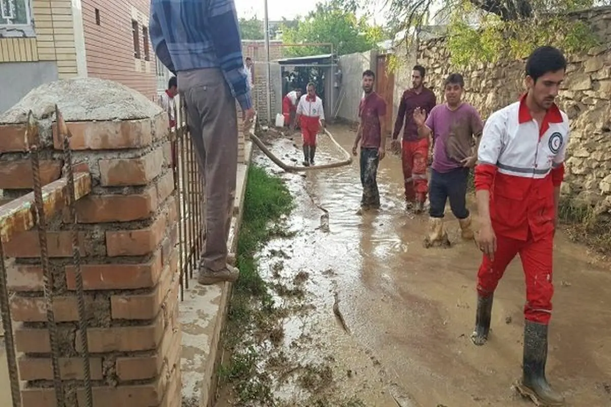 امدادرسانی به هموطنان متاثر از سیل و آبگرفتگی در 2 استان