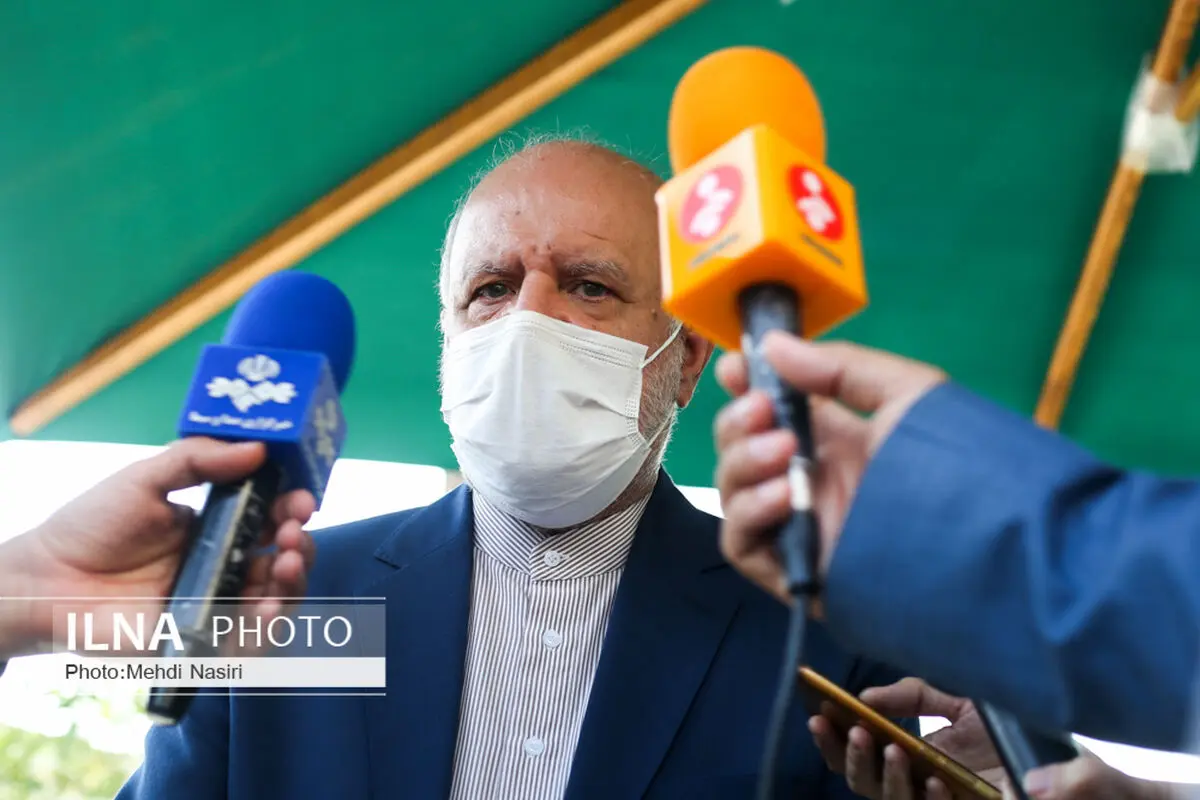 وزیر النفط الإیرانی یعلن تدشین 17 مصفاة وترکیب 30 منصة رغم العقوبات الأمریکیة