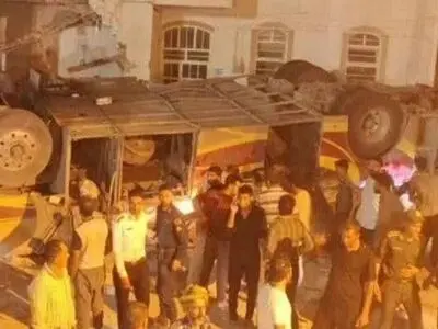 واژگونی اتوبوس حامل زائران پاکستانی در یزد/تشریح علت حادثه 