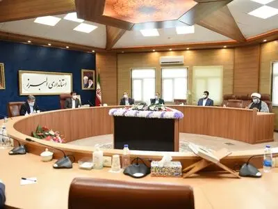 دیدار اعضای منتخب ششمین دوره شورای شهر کرج با استاندار البرز 
