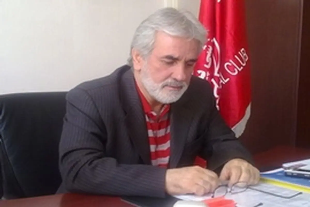 حمایت عباس انصاری‌فرد از علی کریمی