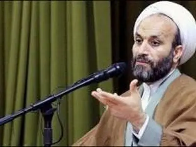 انقلاب اسلامی یک انقلاب فرهنگی و نشات گرفته از نهضت عاشوراست