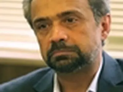 دولت نظر مراجع را در تصمیم‌گیری‌ها لحاظ می‌کند