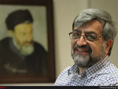 تاریخ  انقلاب را بدون هاشمی نمی‌توان نوشت/ اعتماد مردم به حکومت باید بازسازی شود/ کاش دهه فجر دهه ارزیابی کارنامه مردم و نظام بود