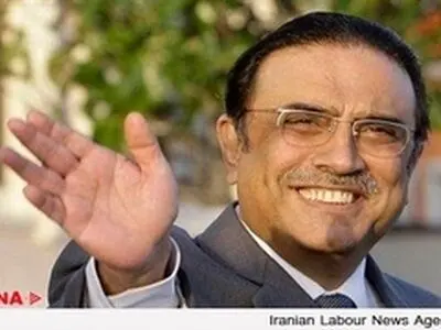 زرداری در دادگاه حاضر شد