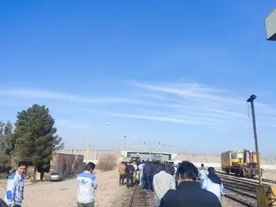 اعتراض کارگران ابنیه فنی کرمان: ۱۰ سال سنوات نگرفته‌ایم!