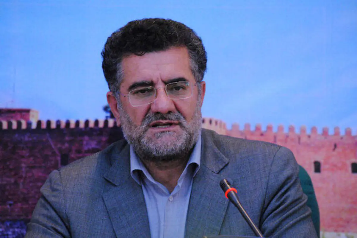 معضل بیکاری جوانان لرستان با مشارکت کارآفرینان حل می‌شود