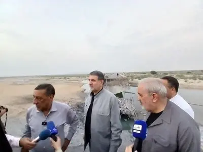 بازدید معاون اجرایی رئیس‌جمهور و وزیر نیرو از پل خمیر بندرعباس