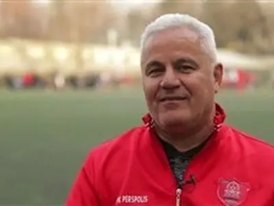 فرشاد پیوس: آل کثیر بهتر است برود دنبال تنیس!