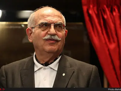 حذف تلگرام با سیاست‌های قانون اساسی سازگار نیست/ دانستن حق مردم است