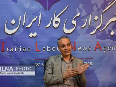 امیدوارم پزشکیان تحت تأثیر افراد خودفریب قرار نگیرد و وسوسهٔ خودفریبی را از خود دور سازد
