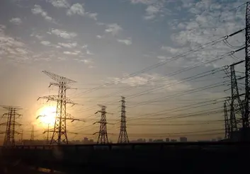 صادرات برق؛ تضمین امنیت کشور/ رقابت برای بالا بردن قدرت چانه زنی و ثروت