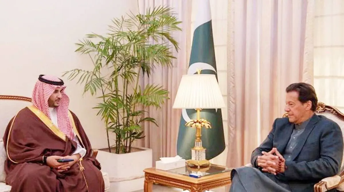 دیدار معاون وزیر دفاع عربستان با عمران خان در اسلام‌آباد