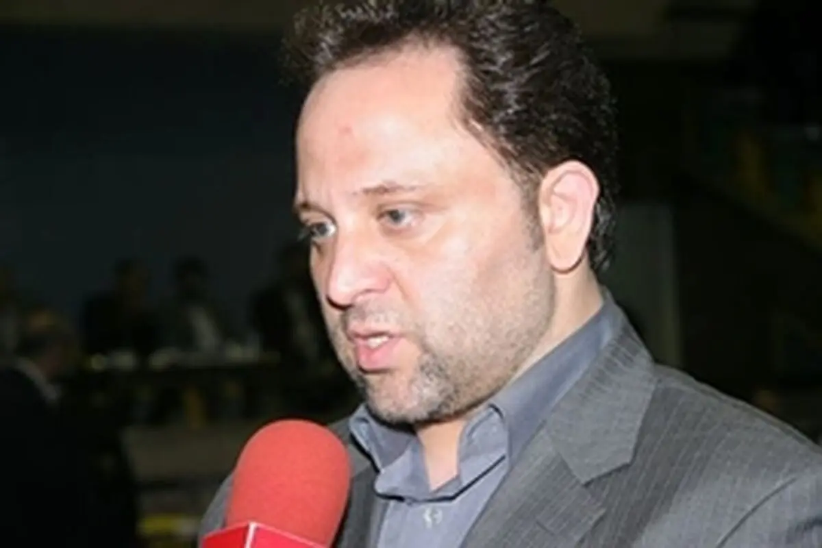 رشیدی: مدیریت اتوبوسی در ورزش را قبول ندارم / آدم سیاسی نیستم!