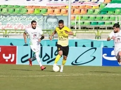 ذوب آهن فاتح دربی اول سال اصفهان