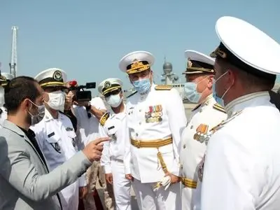 ناوگروه روسیه در بندرگاه انزلی پهلو گرفت